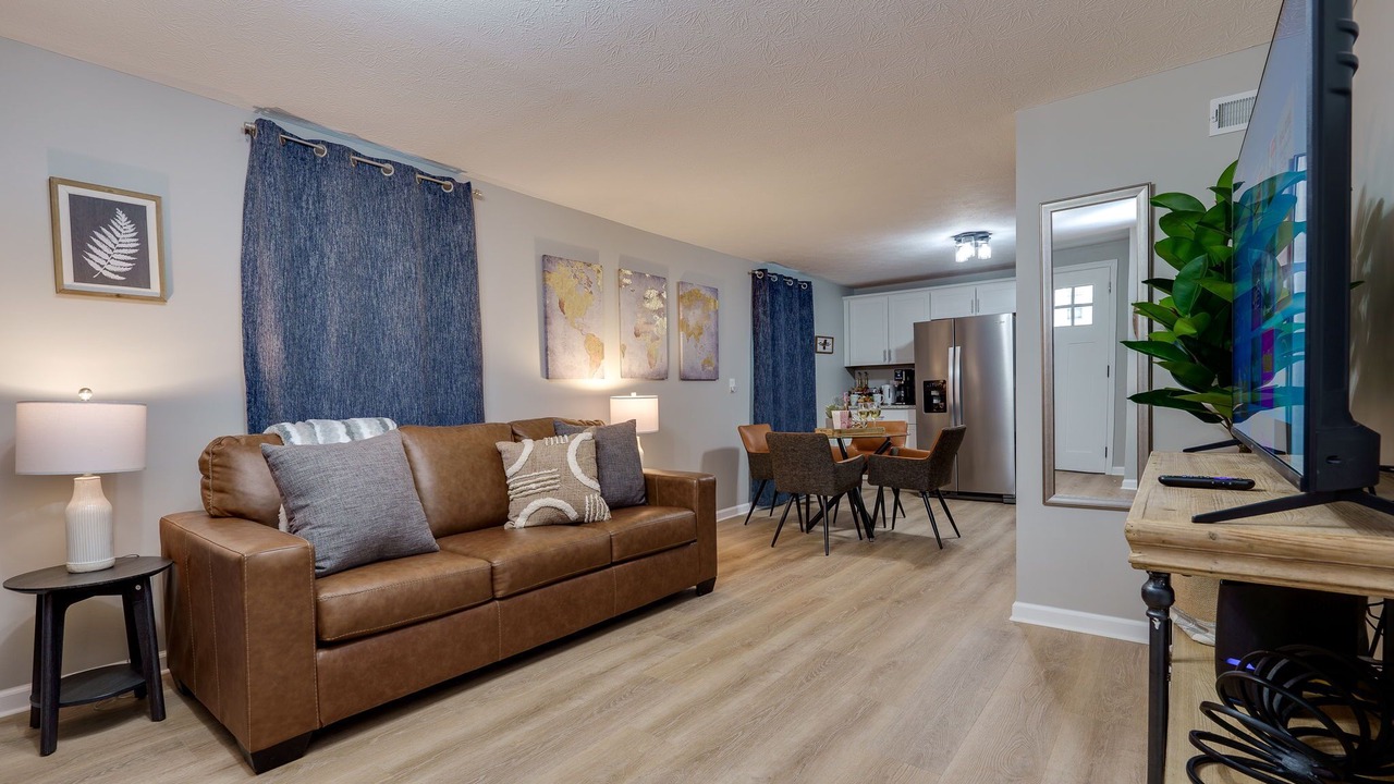 Photo of Livingroom in Dayton
