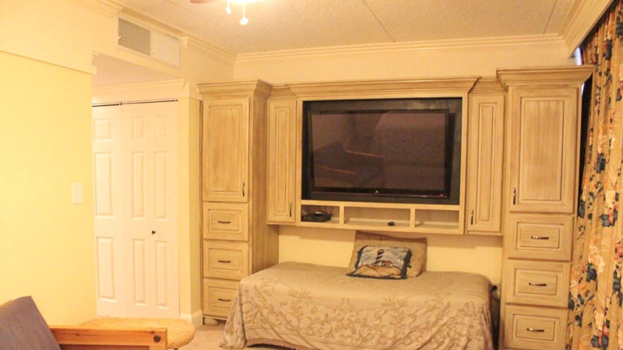 Photo of Bedroom in North Litchfield Beach