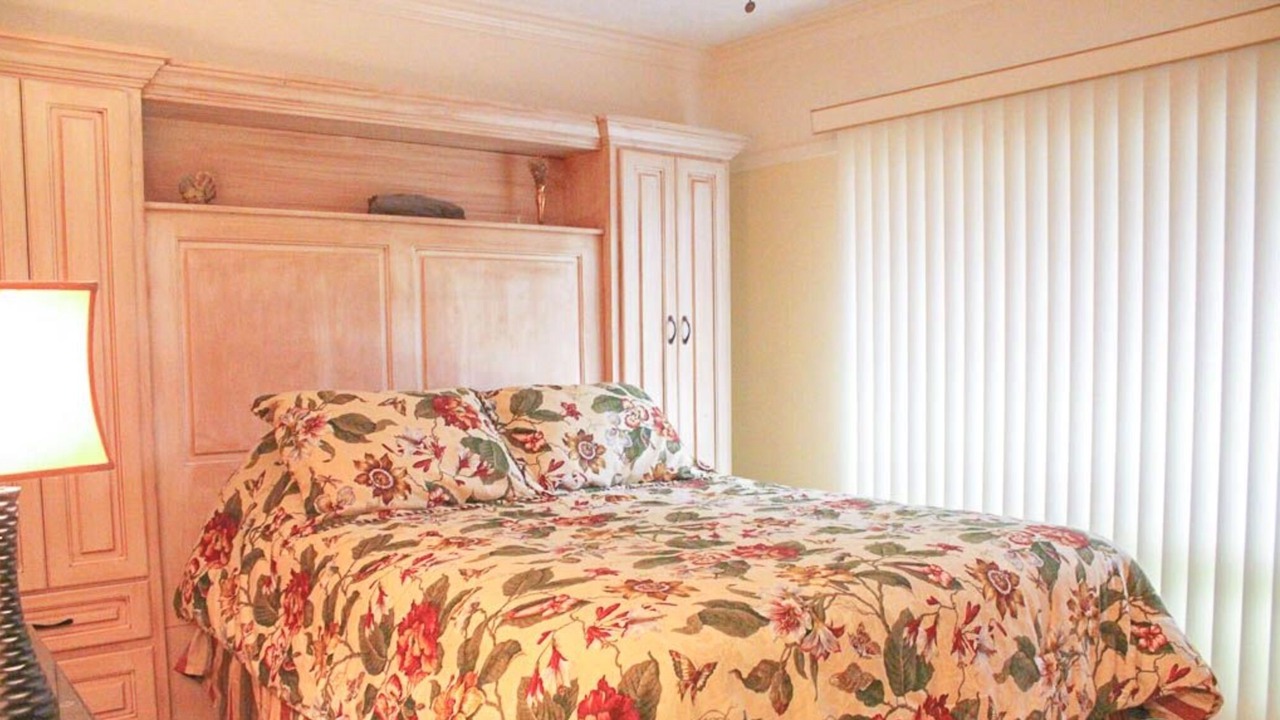 Photo of Bedroom in North Litchfield Beach