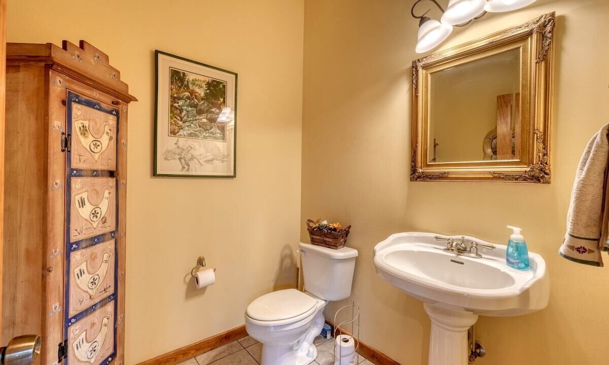 Photo of Bathroom in Young Harris