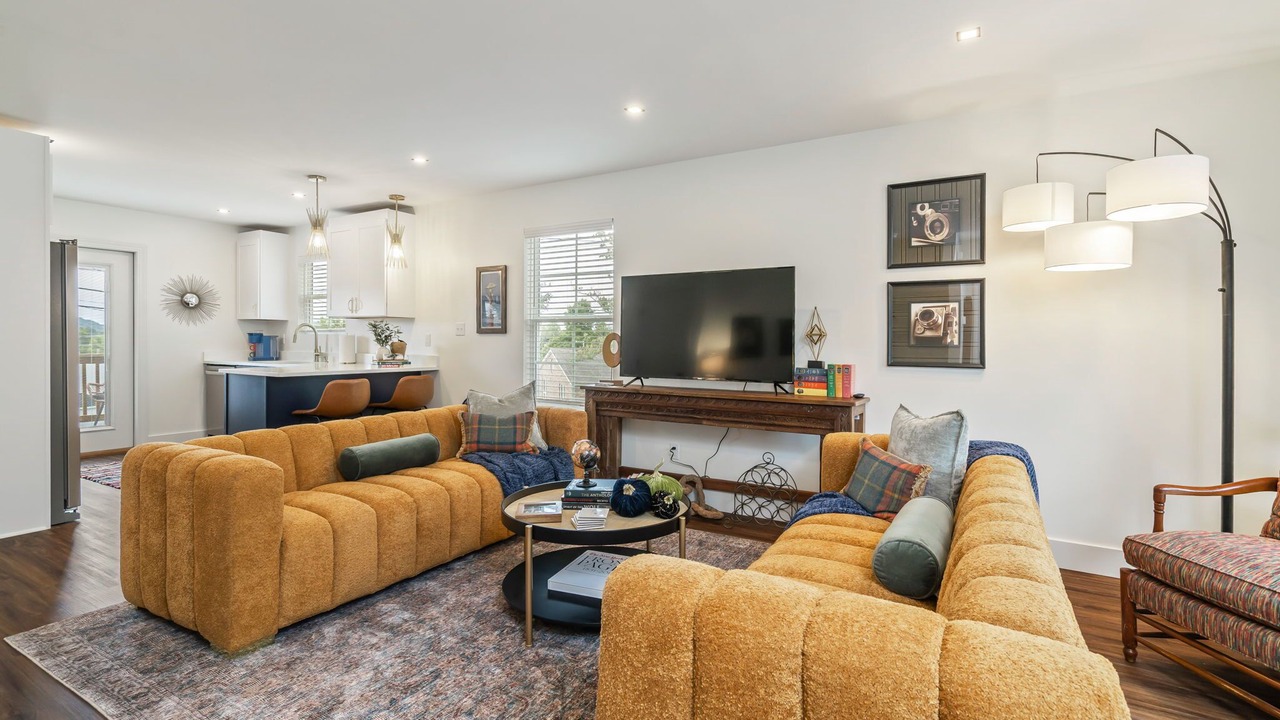 Photo of Livingroom in Powell