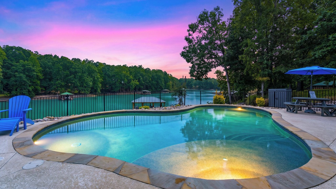 Photo of Outdoor in Troutman