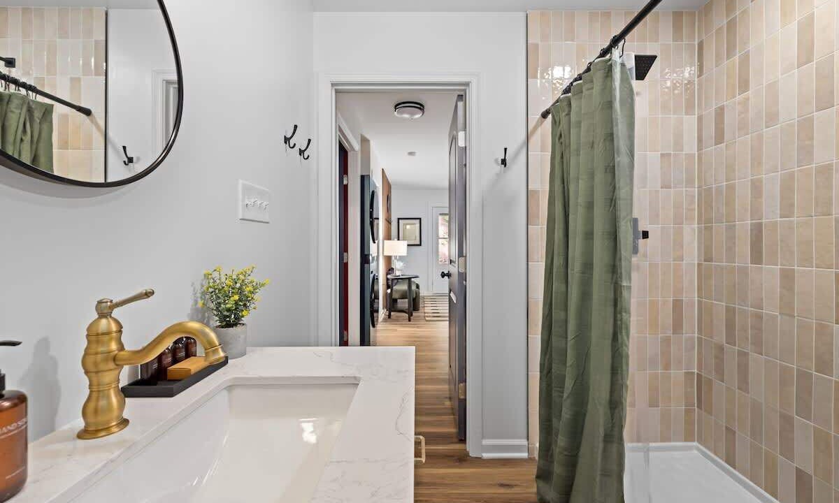 Photo of Bathroom in Berkeley Springs