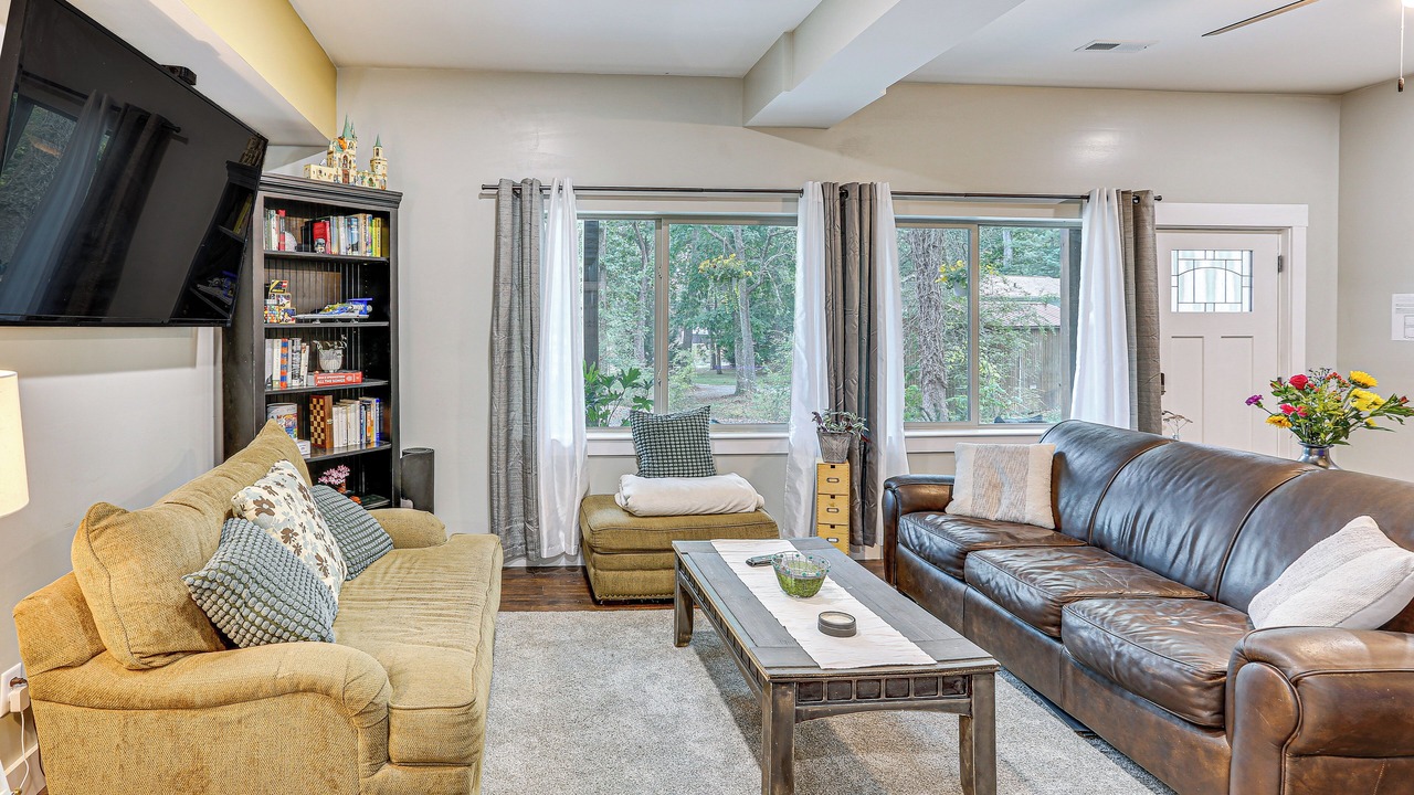 Photo of Livingroom in Chattanooga