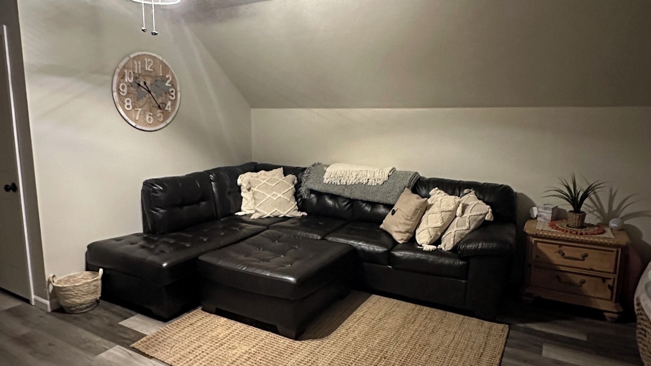 Photo of Livingroom in Mary Alice