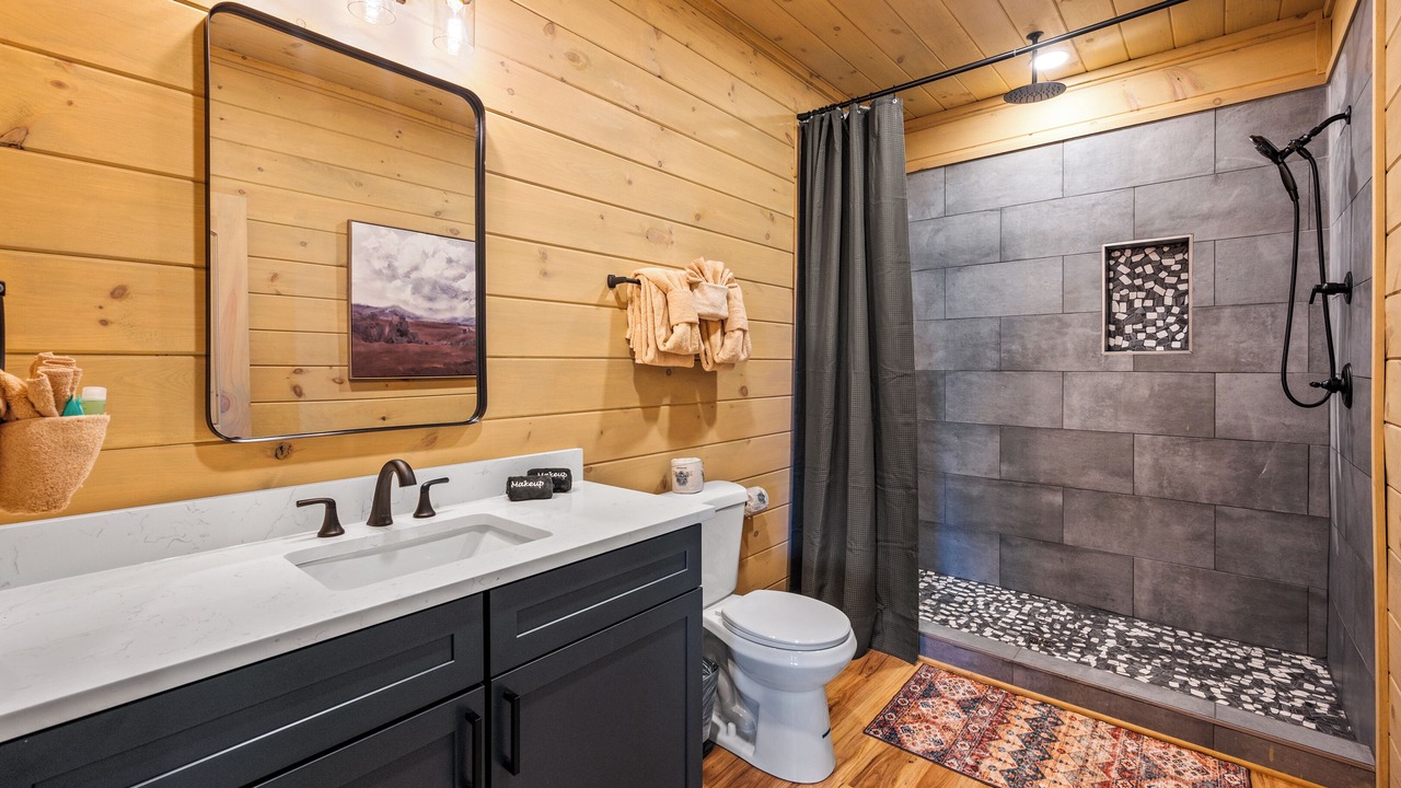 Photo of Bathroom in Sevierville
