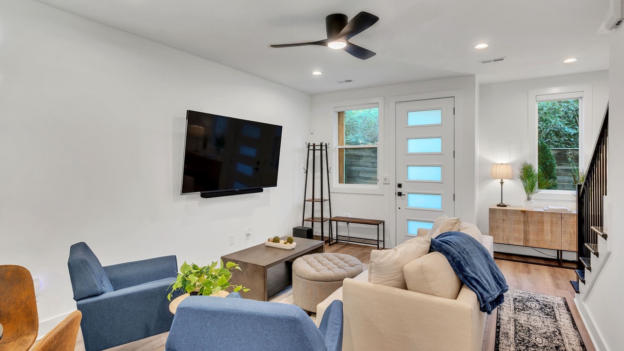 Photo of Livingroom in Talbot's Corner