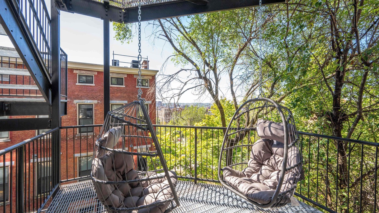 Photo of Patio Balcony in Mount Auburn