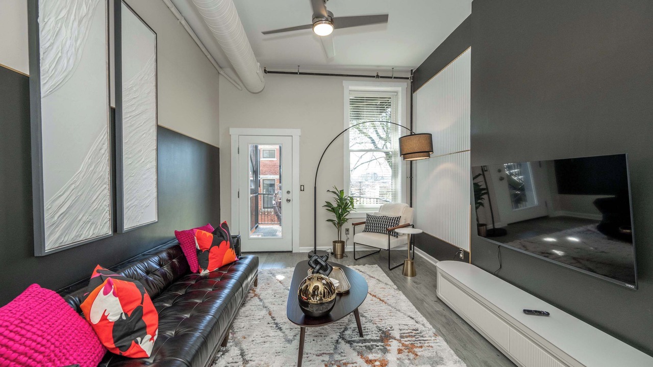 Photo of Bedroom in Mount Auburn