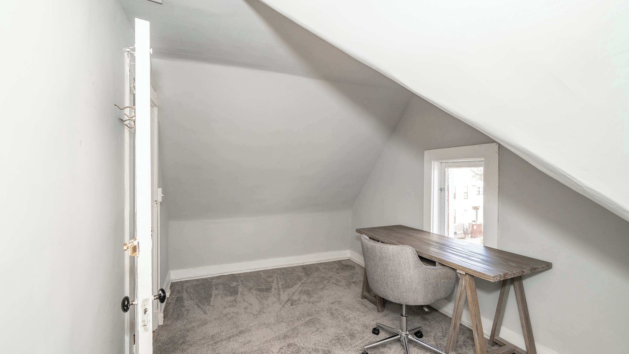 Photo of Bedroom in Covington