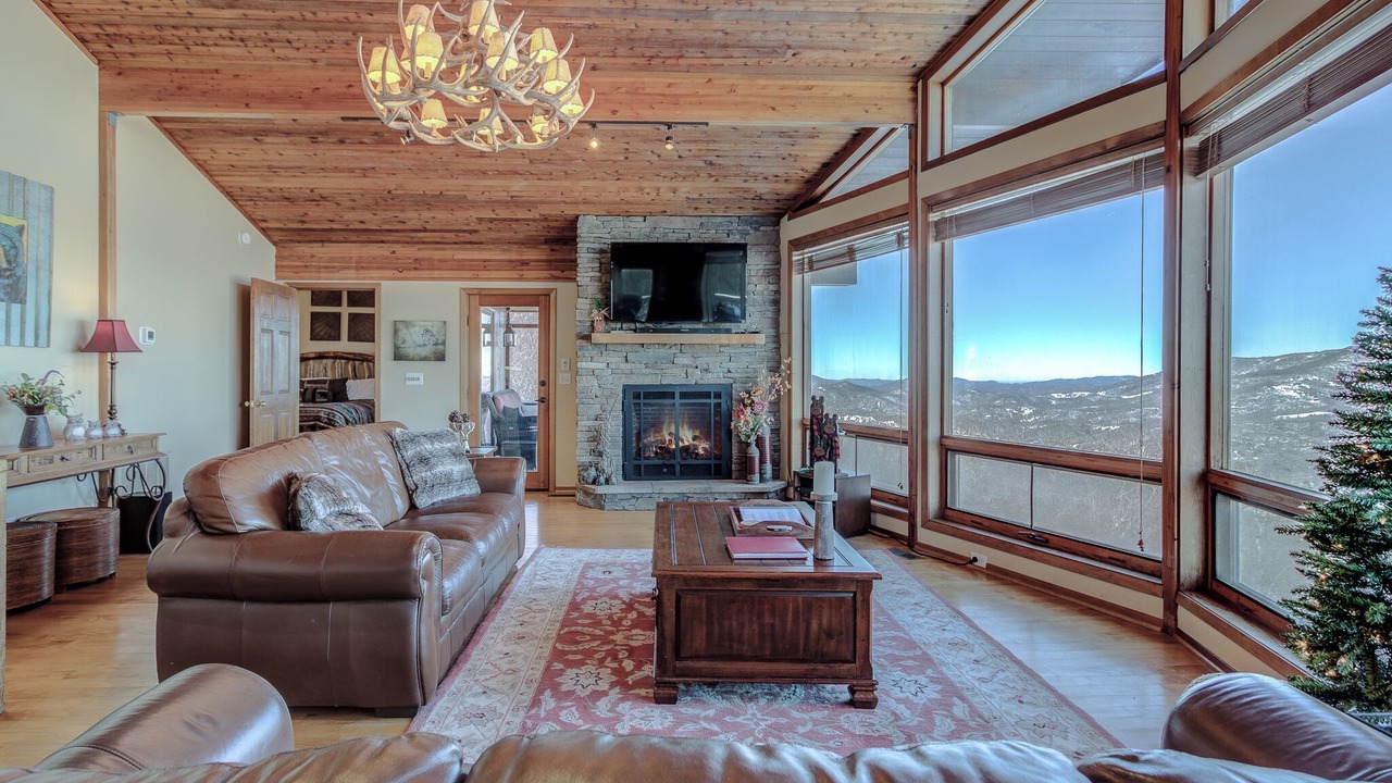 Photo of Bedroom in Seven Devils