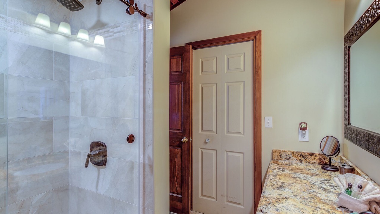 Photo of Bathroom in Seven Devils