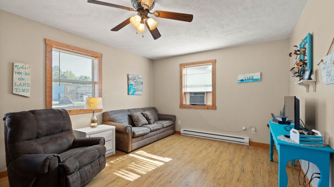 Photo of Livingroom in Eckerty