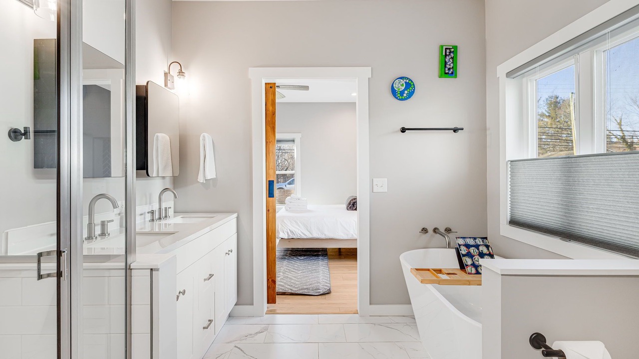 Photo of Bathroom in Weaverville