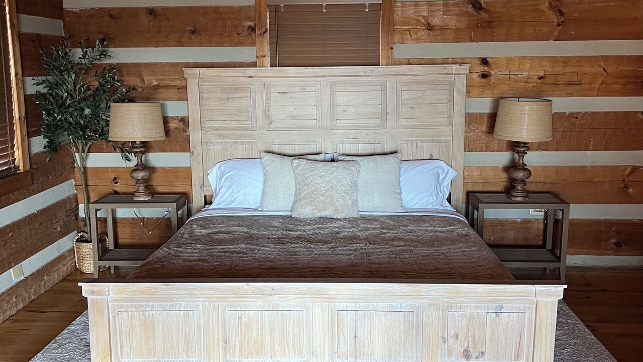 Photo of Bedroom in Harrison