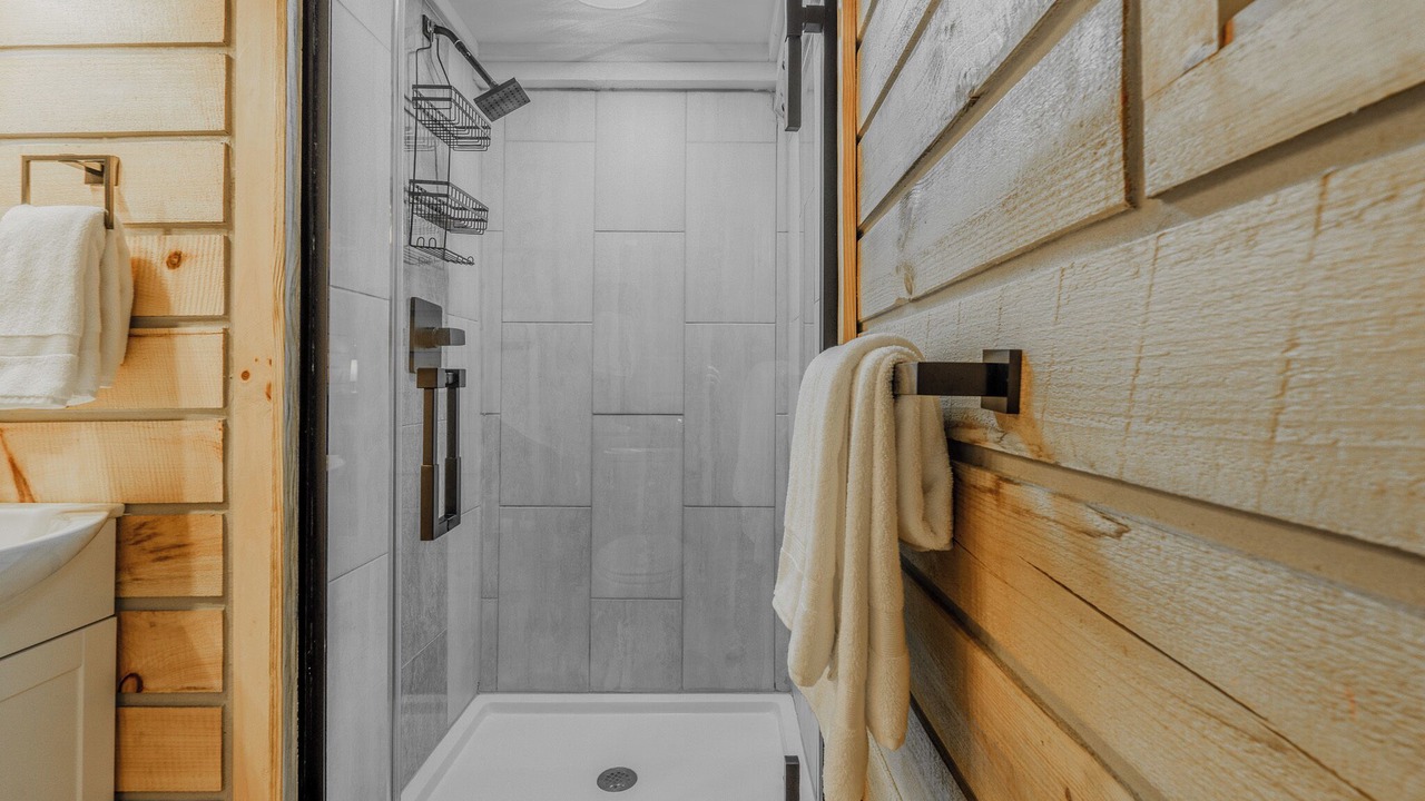 Photo of Bathroom in Elizabethton