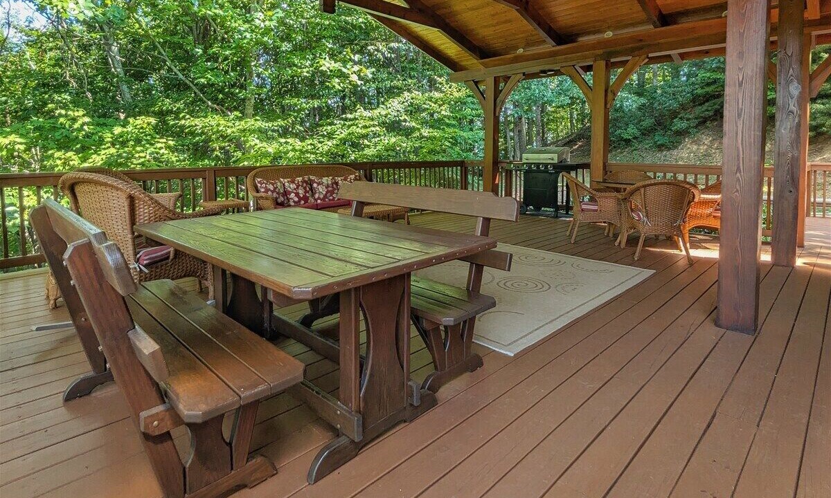 Photo of Outdoor in Ridgewood Estates