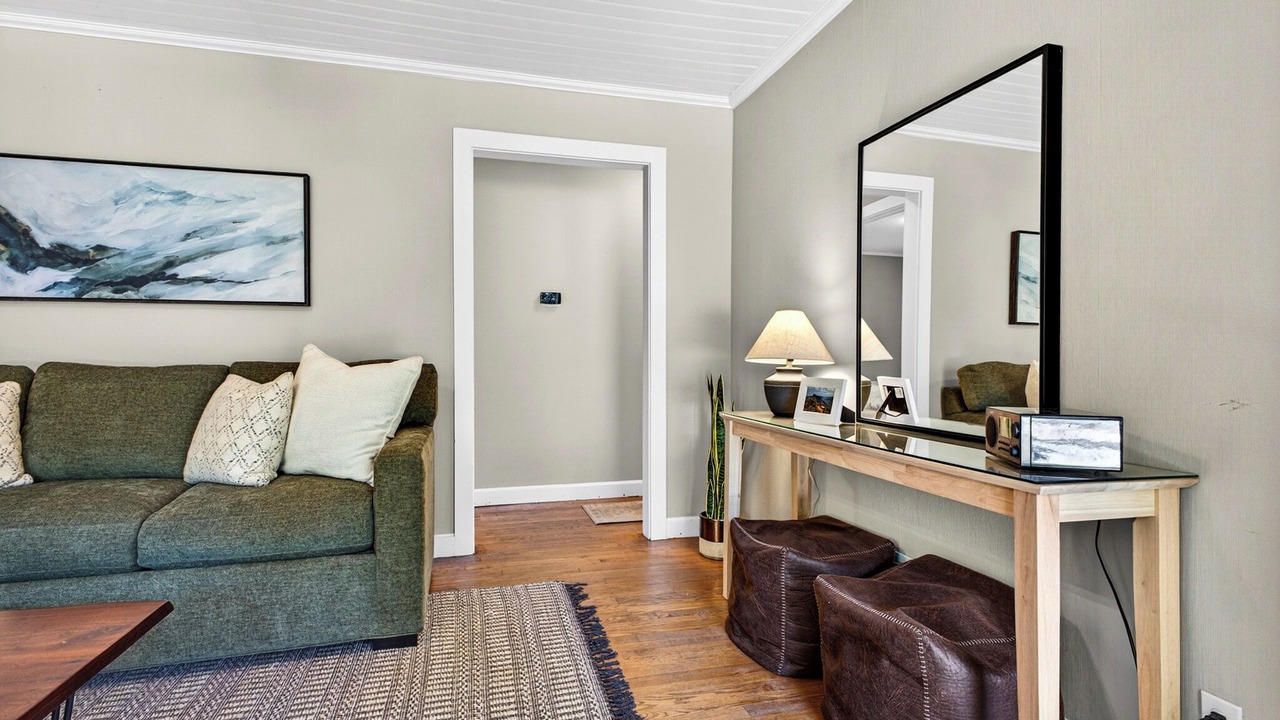Photo of Livingroom in Black Mountain