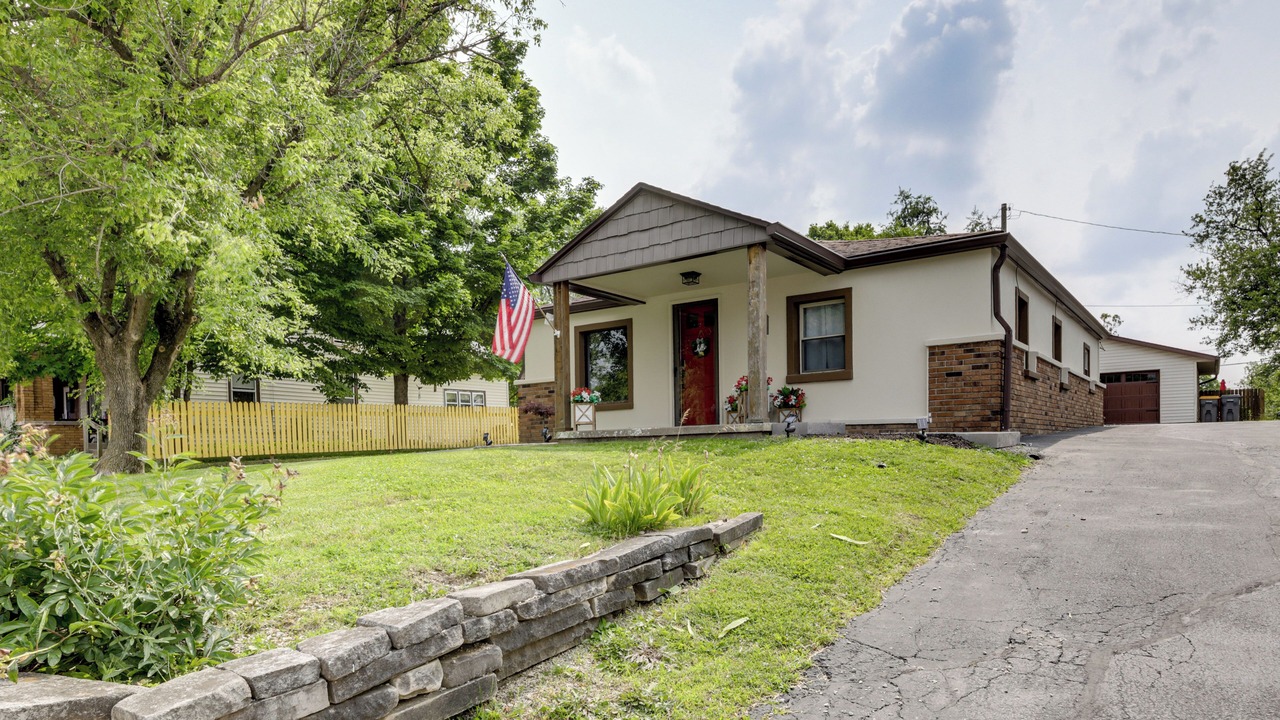 Photo of Outdoor in Bloomington