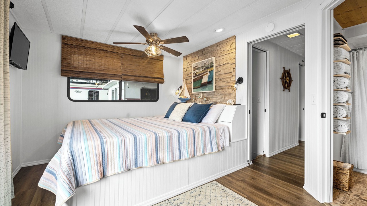 Photo of Bedroom in Downtown Knoxville
