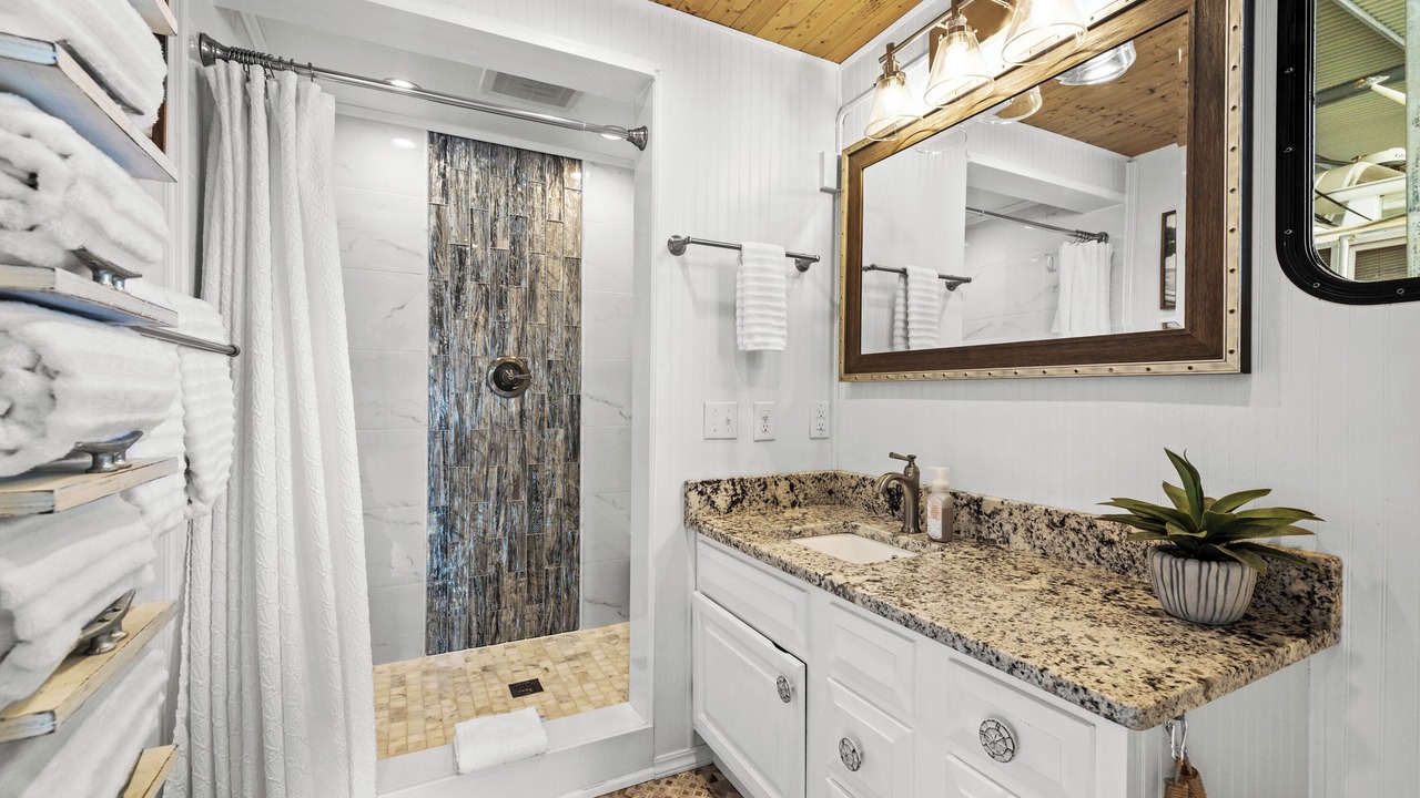 Photo of Bathroom in Downtown Knoxville