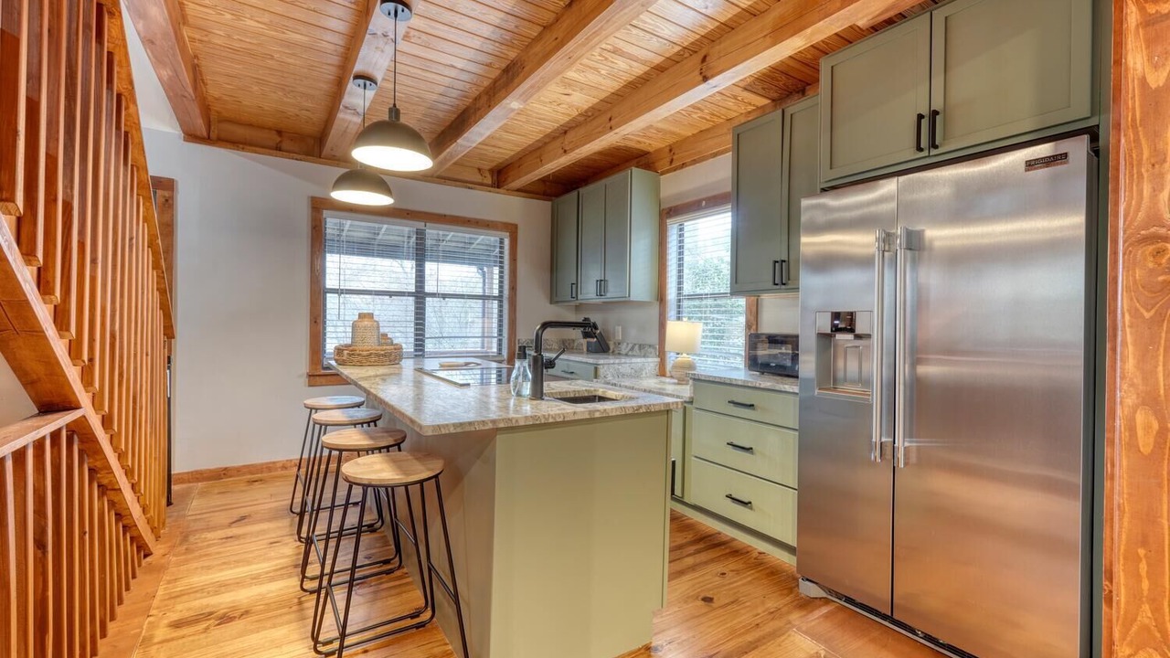 Photo of Kitchen in Hiawassee
