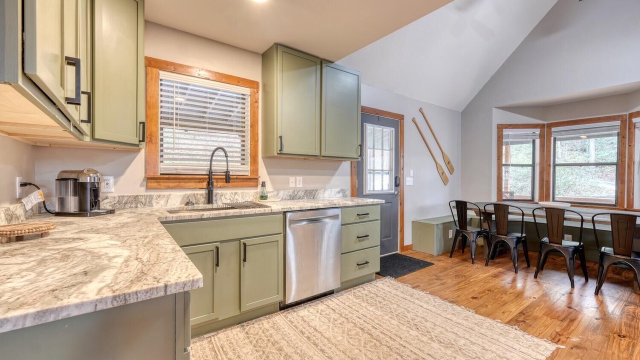 Photo of Kitchen in Hiawassee