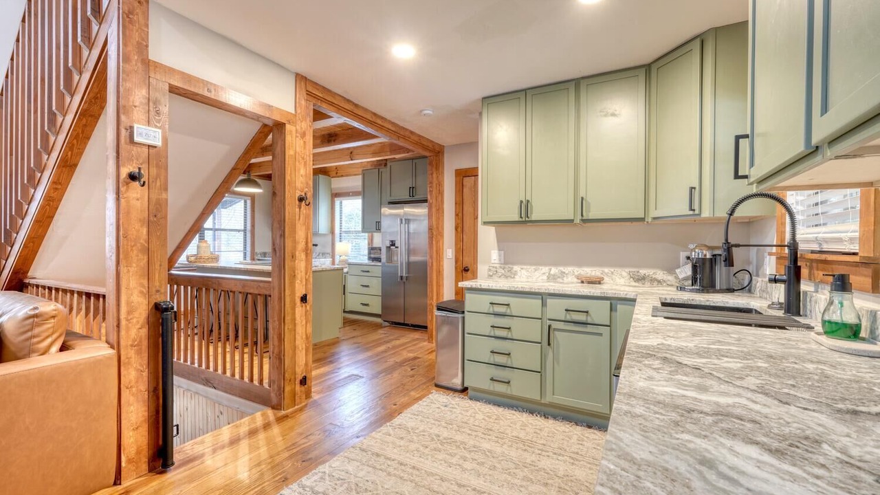 Photo of Kitchen in Hiawassee