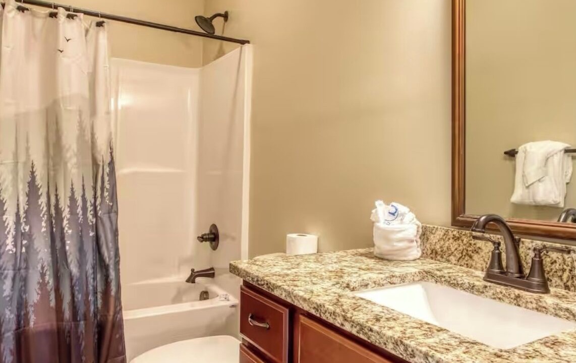 Photo of Bedroom in Chalet Village North