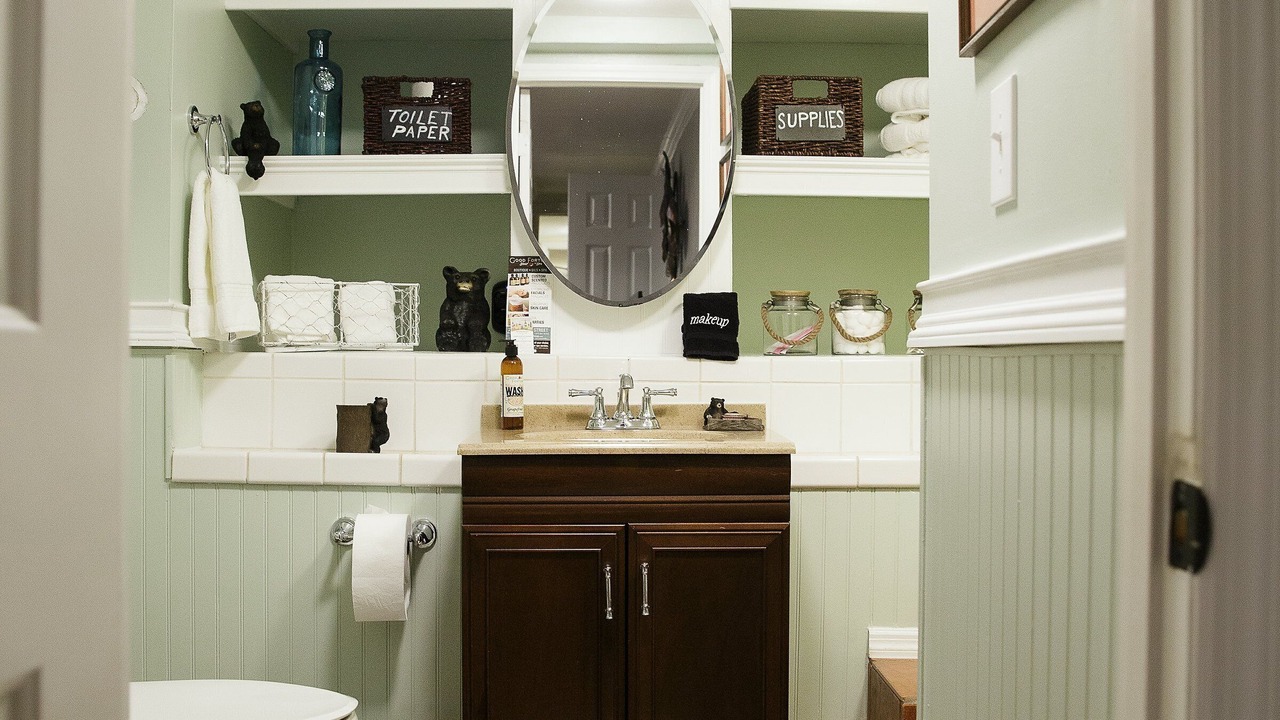 Photo of Bathroom in St. Elmo Improvement League