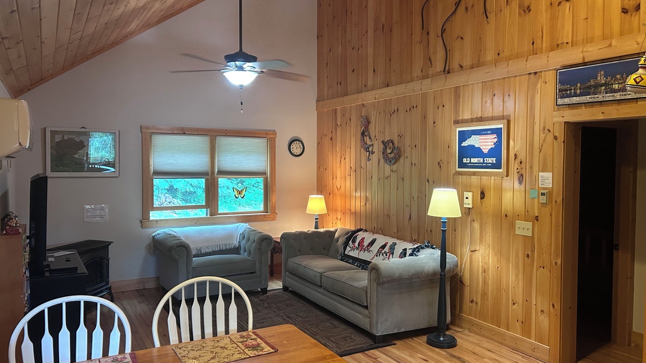 Photo of Bedroom in West Jefferson