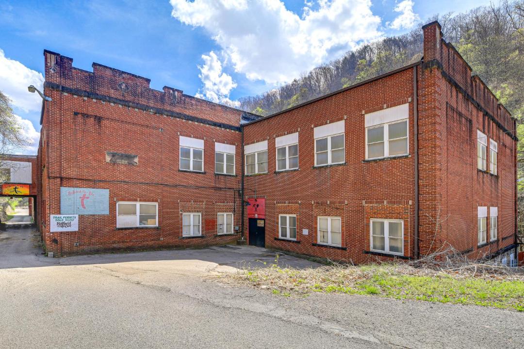 Photo of Buildings in Wilcoe