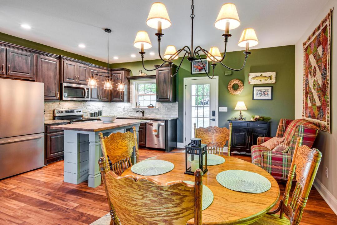 Photo of Kitchen in Toccoa