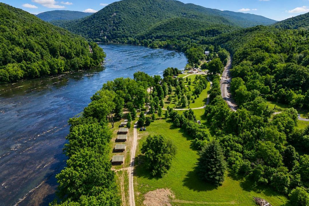 Photo of Others in New River