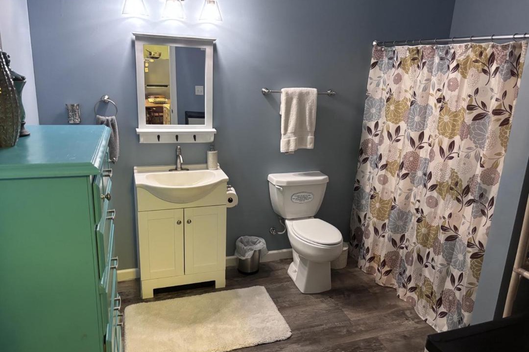 Photo of Bathroom in Mariah Hill