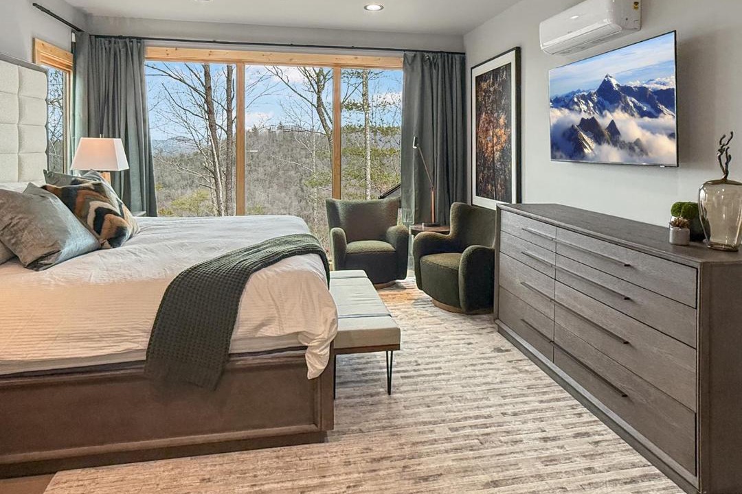 Photo of Bedroom in Bryson City