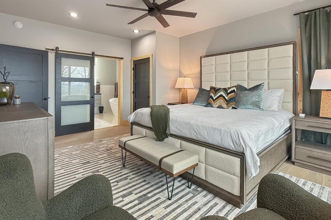Photo of Bedroom in Bryson City