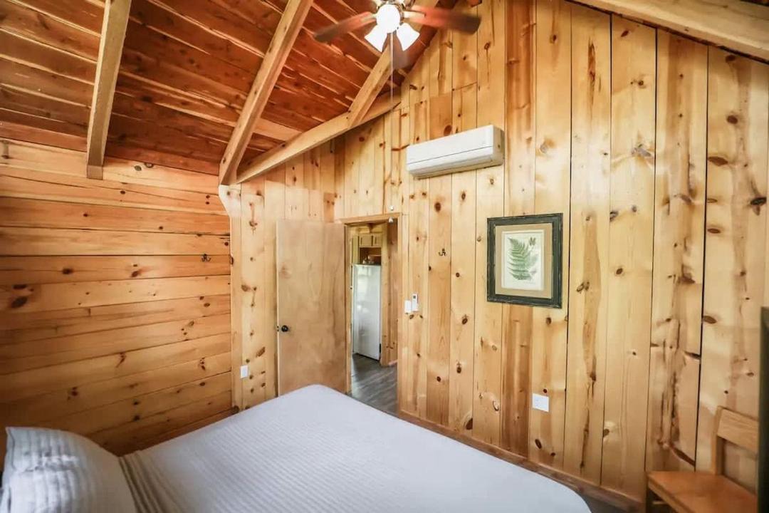 Photo of Bedroom in Columbia