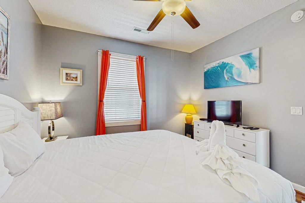 Photo of Bedroom in Central Myrtle Beach