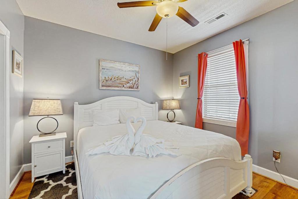 Photo of Bedroom in Central Myrtle Beach
