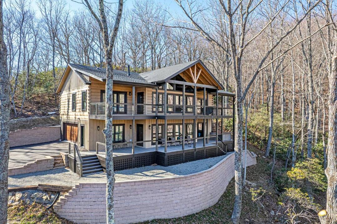 Photo of Others in Laurel Ridge