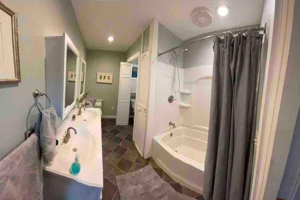Photo of Bathroom in Allegheny Mountains