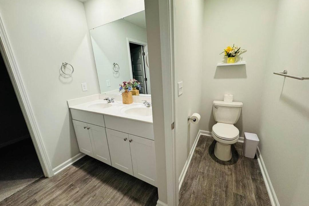 Photo of Bathroom in Ash
