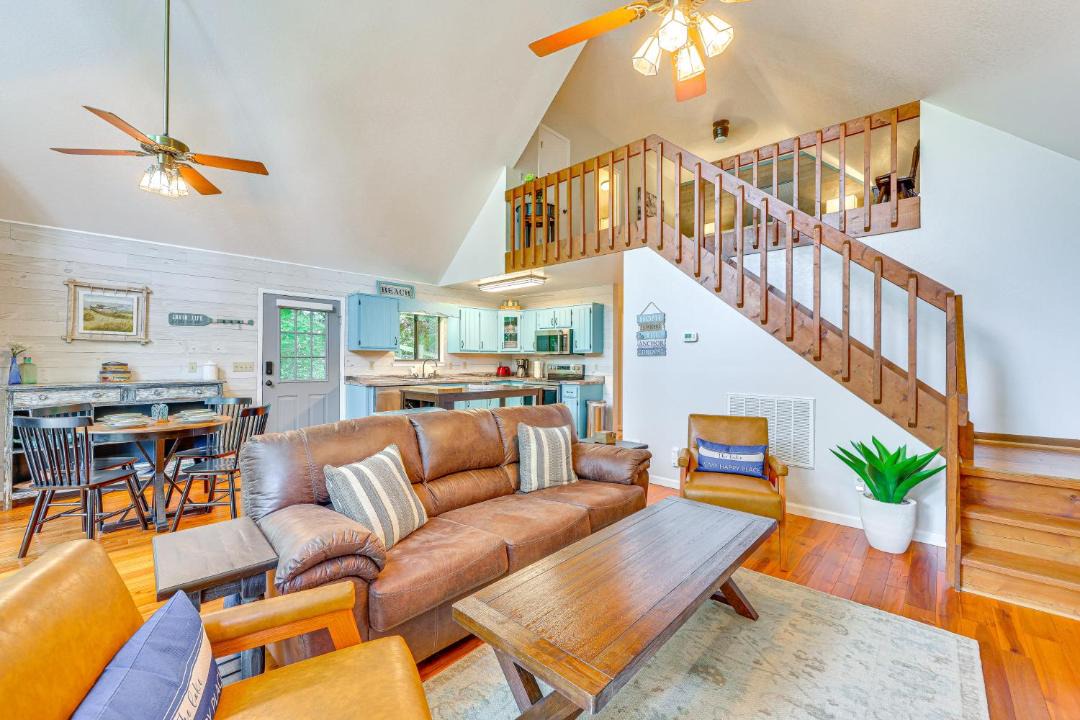 Photo of Others in Unaka