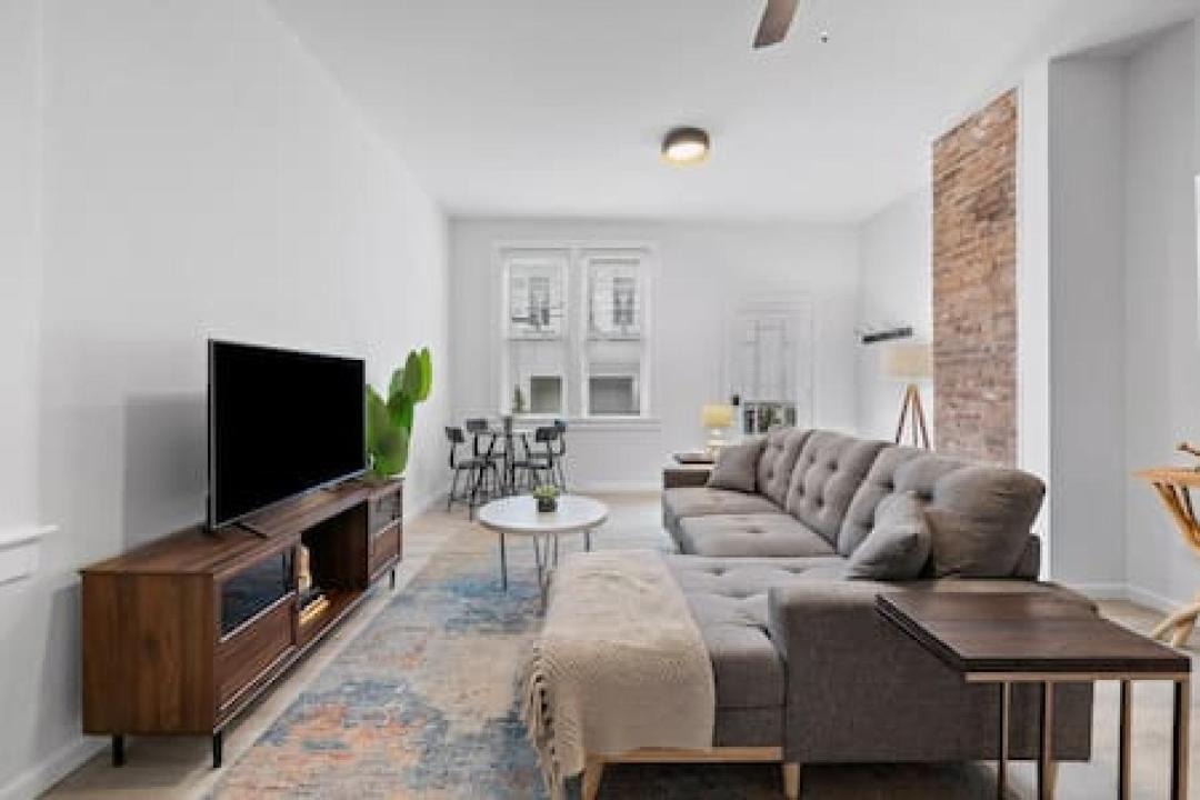Photo of Livingroom in Mount Adams