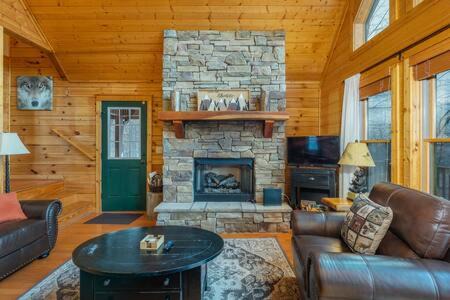 Photo of Others in Wolf Laurel