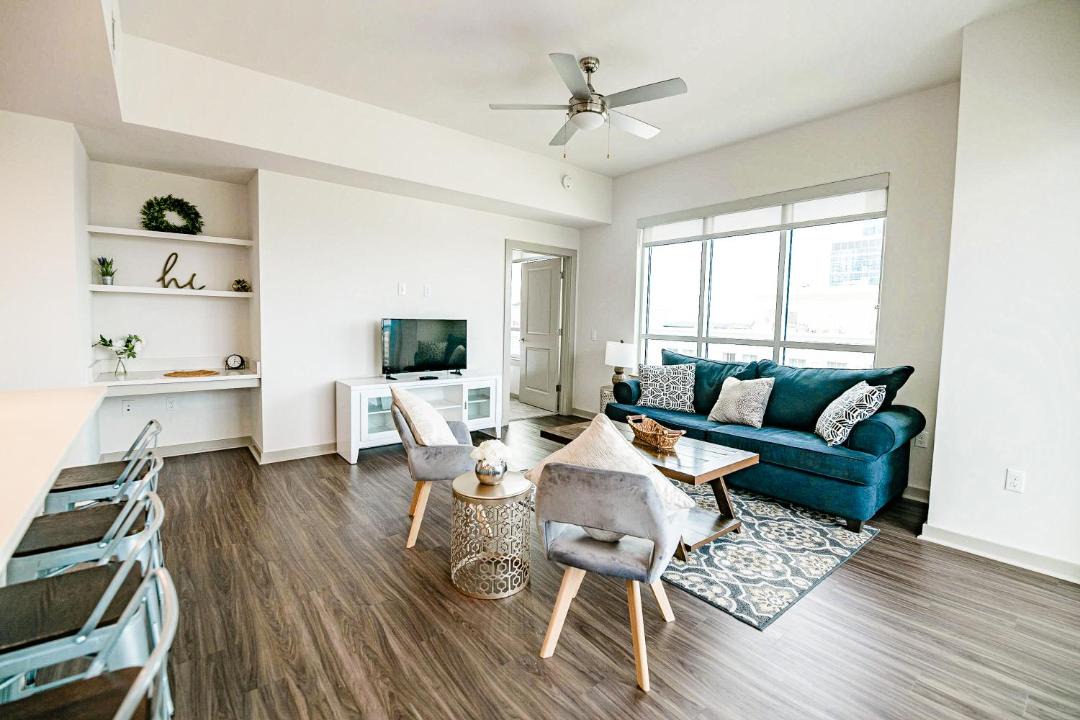 Photo of Livingroom in Charlotte Center City