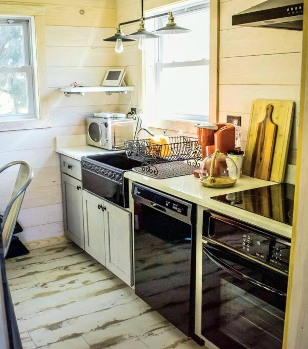 Photo of Kitchen in Saint Helena Island