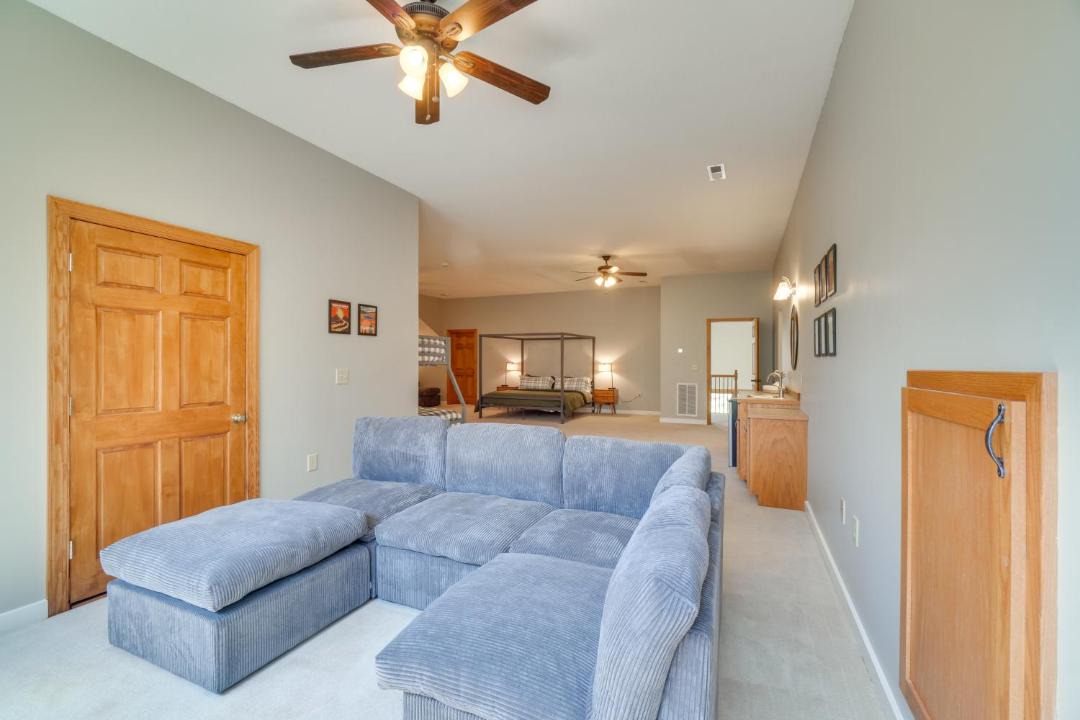 Photo of Others in Unaka