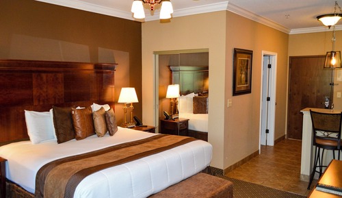 Classic Studio Suite, 1 King Bed